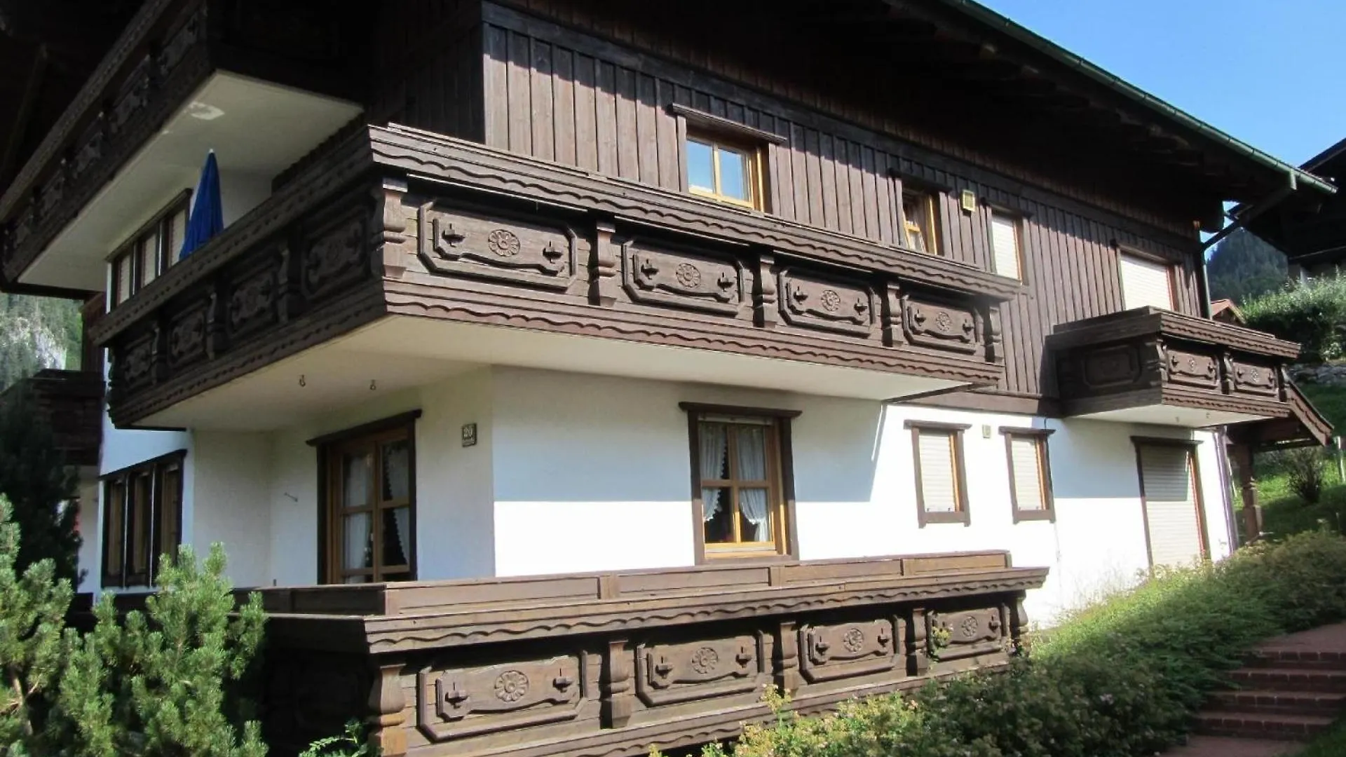 Ferienwohnung Aalener Haus Mit Balkon contacts